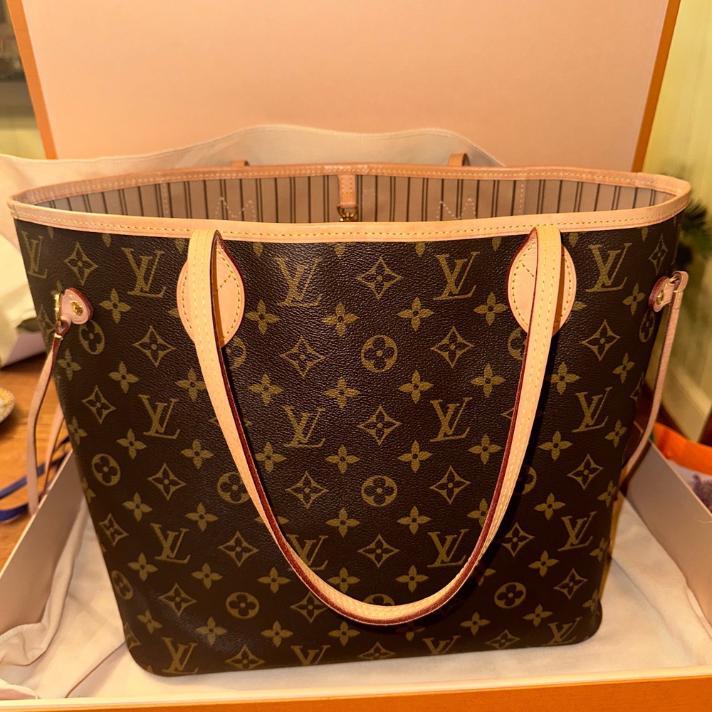Louis Vuitton Neverfull MM monogram Beigeauthentic
